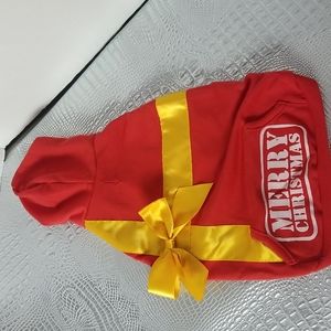 PET MERRY CHRISTMAS PRESENT T-SHIRT, HOODIE IN RED